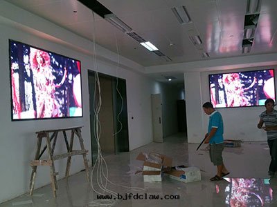 重(zhòng)慶江北(běi)土(tǔ)地(dì)交易所(suǒ)室(shì)內(nèi)led顯示屏