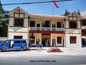 貴州習水(shuǐ)縣(xiàn)大(dà)坡鄉(xiāng)鎮(zhèn)各(gè)村(cūn)委会(huì)户外(wài)單紅(hóng)P10顯示屏