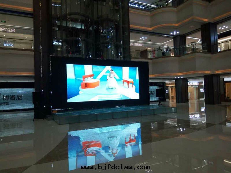 南(nán)充紅(hóng)星(xīng)美(měi)凱龍室(shì)內(nèi)顯示屏项目