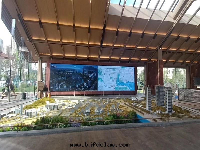 昆明融创某樓盤安(ān)裝(zhuāng)LED大(dà)屏