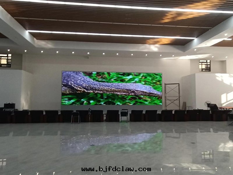 禦本(běn)堂重(zhòng)慶公(gōng)司全(quán)彩安(ān)裝(zhuāng)全(quán)彩LED显示屏